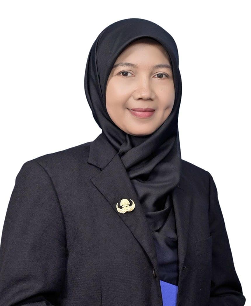 Fitra Wartati, S.H.I